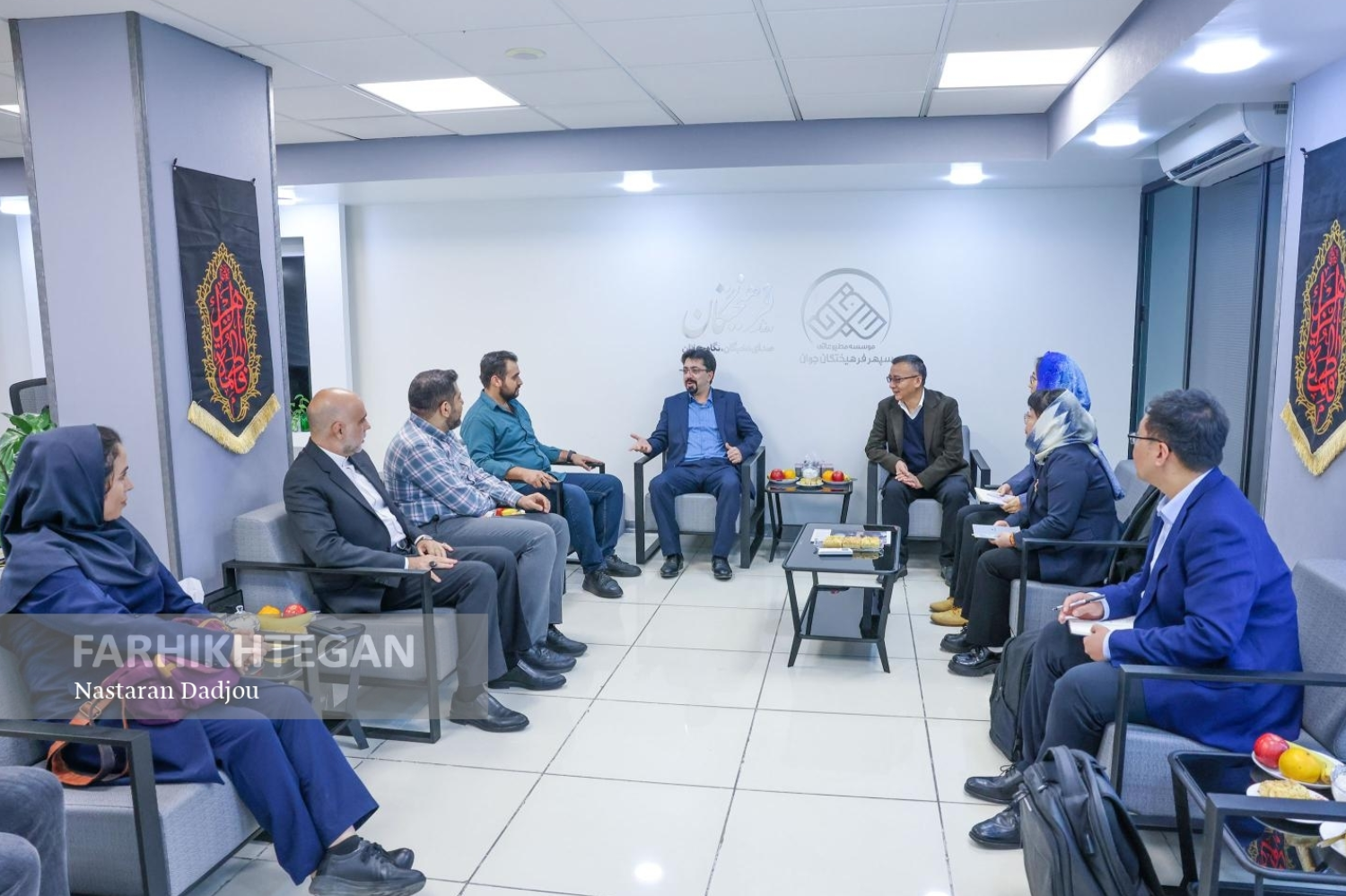 بازدید مدیر بخش مطالعات سیاسی آکادمی علوم اجتماعی چین از روزنامه «فرهیختگان»