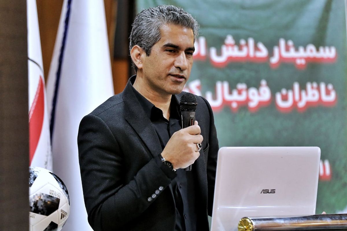 کامرانیفر هم به پرسپولیس برنامه داد