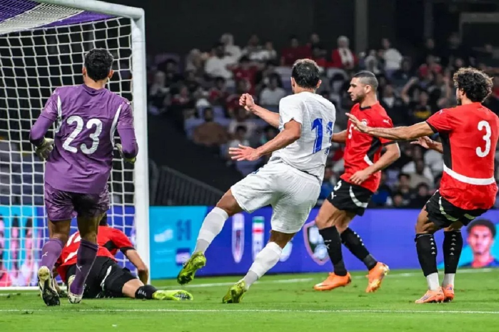 اورونوف مصدوم شد؟