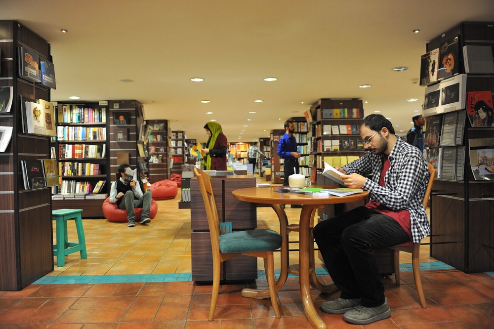 کتاب بچه سرراهی نیست