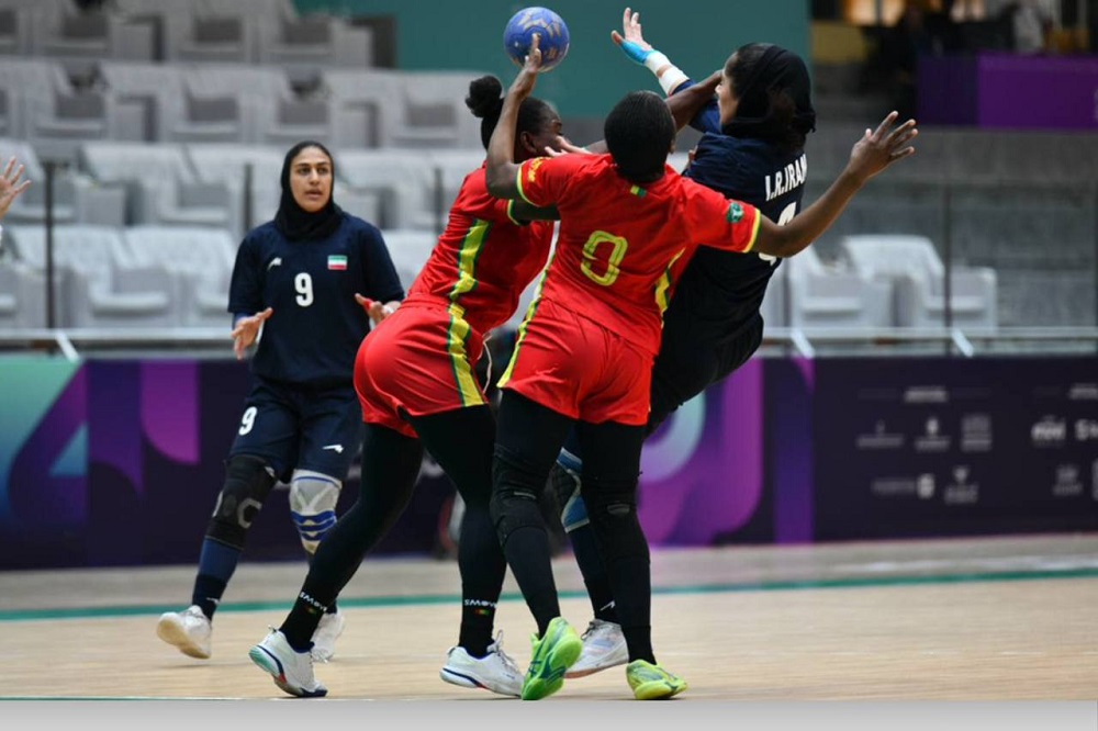 برتری نزدیک دختران هندبالیست مقابل گینه