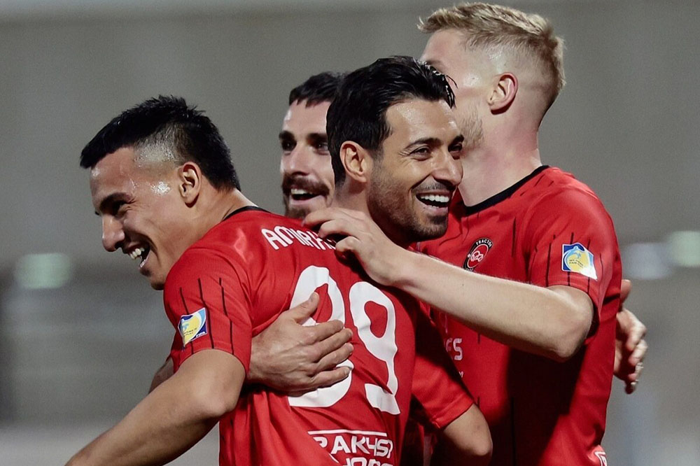 حسین‌زاده استاندارد آقای گلی را بالاتر می‌برد؟