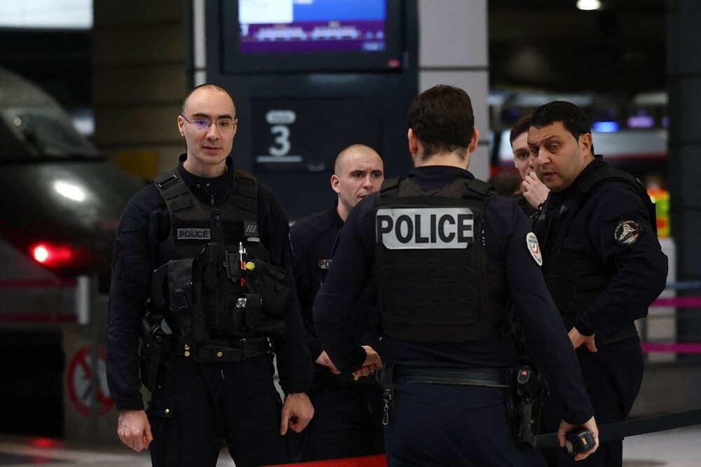 سرقت ۱.۲ میلیون دلاری جواهرات در فرانسه