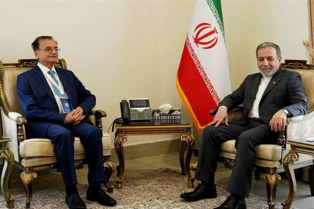 عراقچی: از دولت، مردم و مقاومت لبنان در برابر تهدیدات اسرائیل حمایت میکنیم