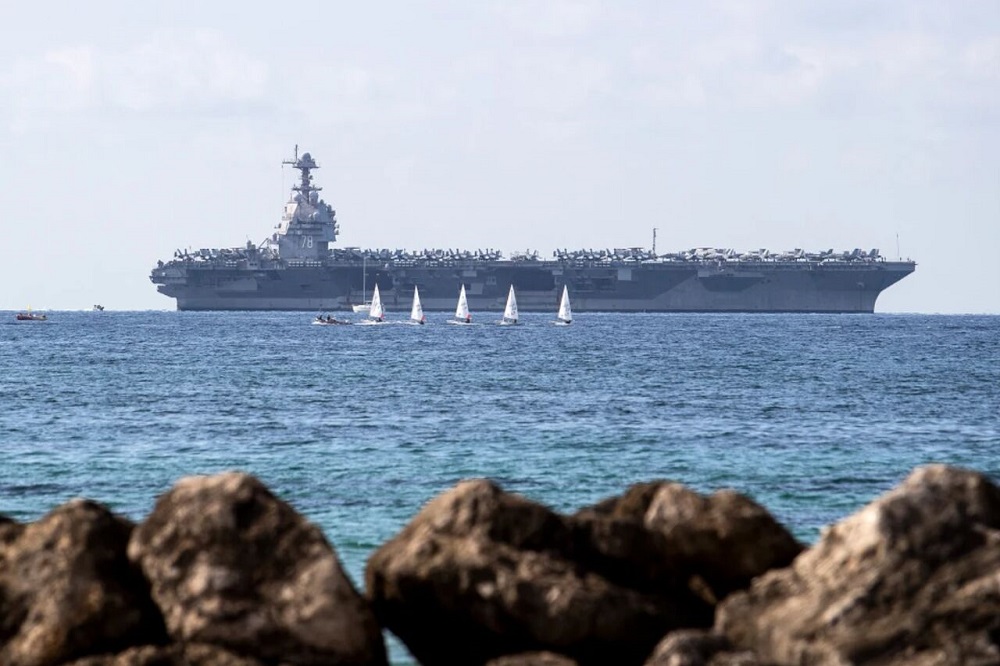 ناو هواپیمابر فورد آمریکا وارد دریای کارائیب شد