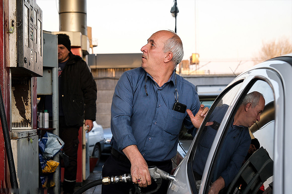 هدر رفتن ۱۰ میلیارد لیتر بنزین