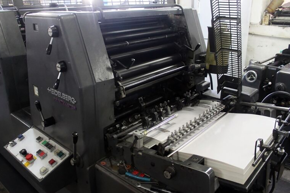 با یک دستگاه کپی ناشر شوید