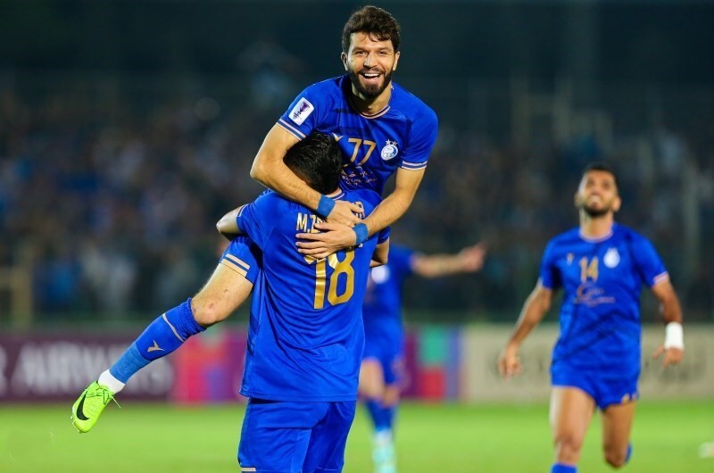 آزمایش پزشکی تعیینکننده برای وینگر ازبک استقلال