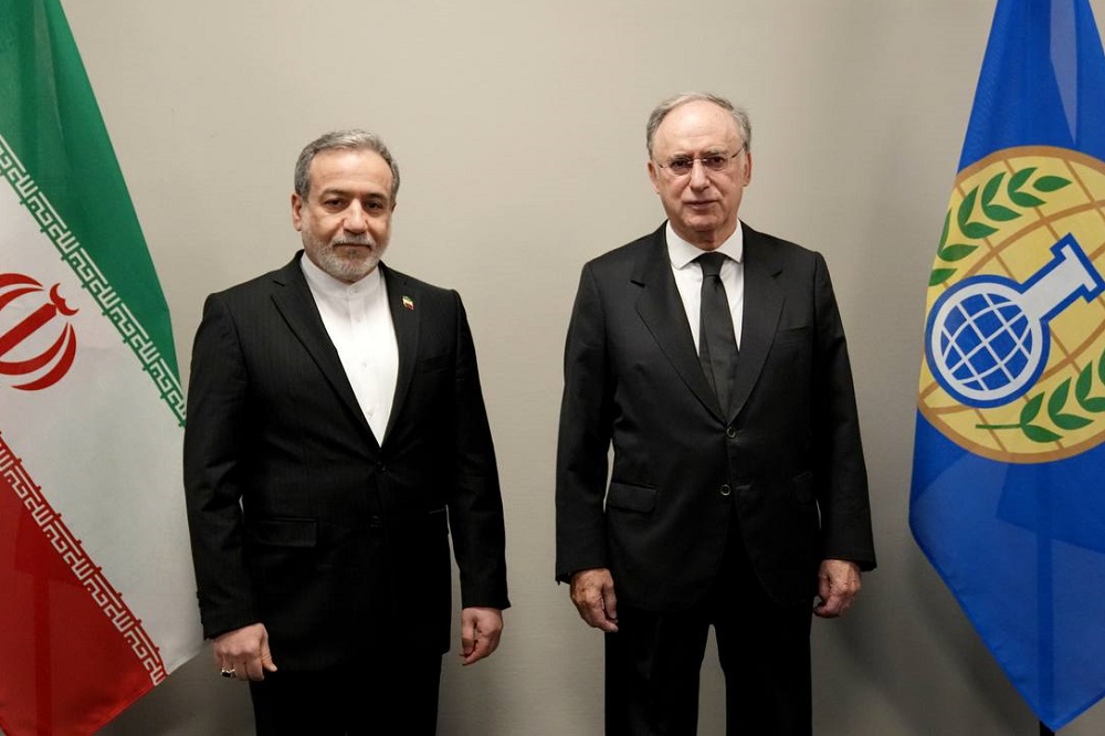 دیدار عراقچی با مدیر کل سازمان منع سلاح‌های شیمیایی