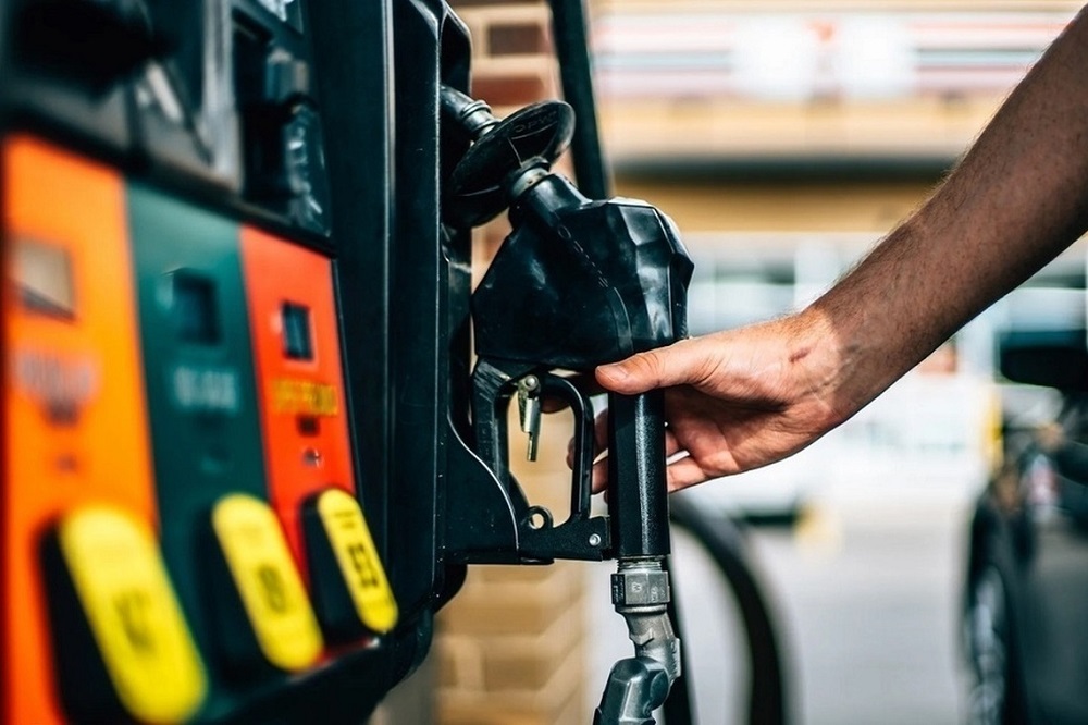 ۱۰۰ لیتر سهمیه ۳۰۰۰ تومانی در کارت سوخت ذخیره میشود؟