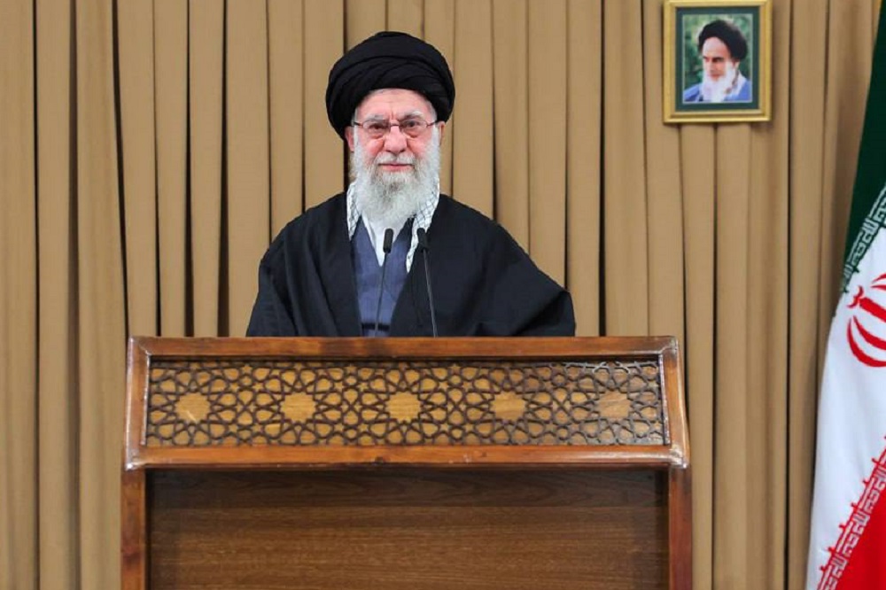 رهبر انقلاب: دشمن در جنگ ۱۲روزه، شرارت کرد، کتک خورد و دست خالی برگشت