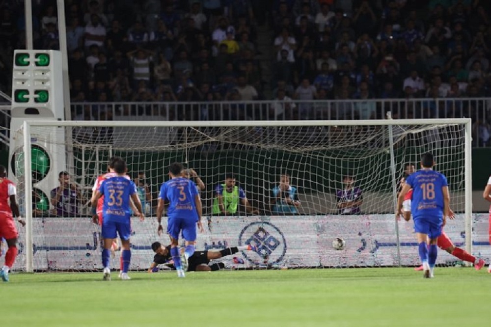 پرسپولیس قرارداد ورزشگاه دربی را بست؟