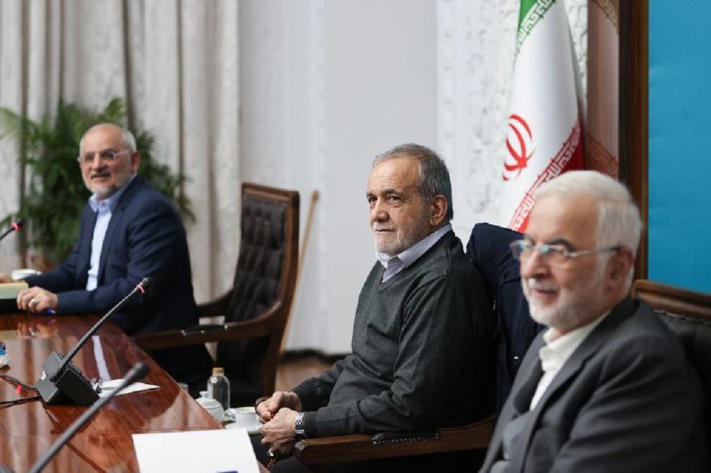 نشست بررسی برنامه اقدام زیست اجتماعی سالم به ریاست پزشکیان