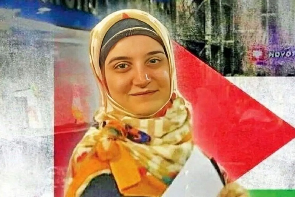 عراقچی در فرانسه با «مهدیه اسفندیاری» دیدار کرد