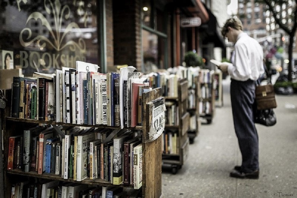 ۱۰۰ کتاب برتر بازار آمریکا روی چه موضوعاتی متمرکز شدهاند؟