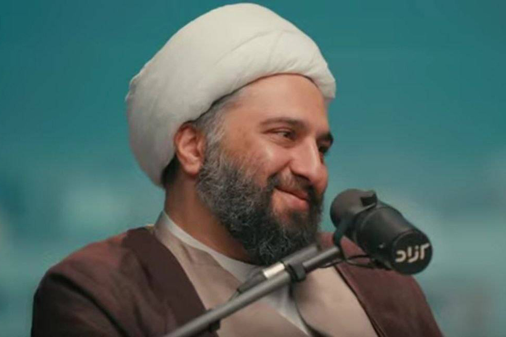 زندهباد مخالفی که حامد کاشانی باشد!