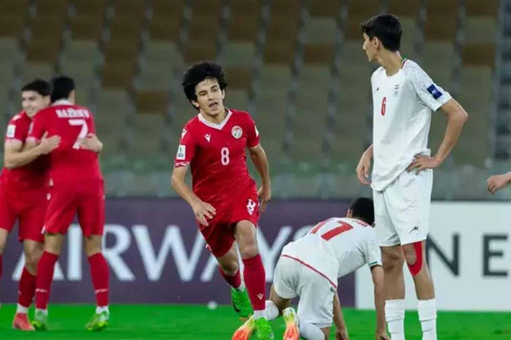 فوتبال پایه گروگان عدم نظارت