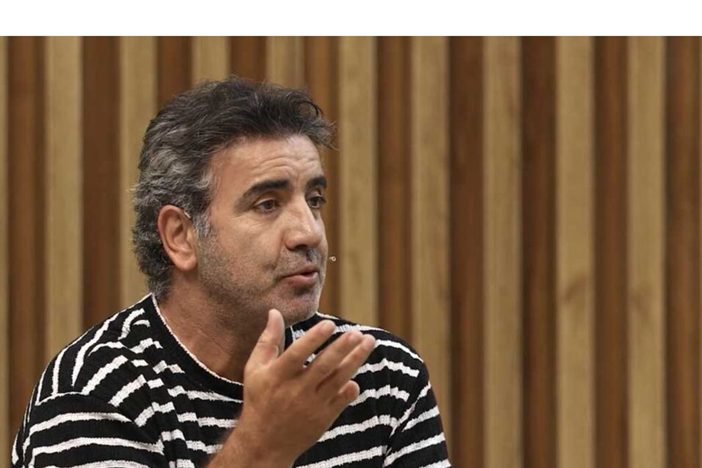 بهروز رهبریفرد و سوءاستفاده از بیاعتمادی عمومی