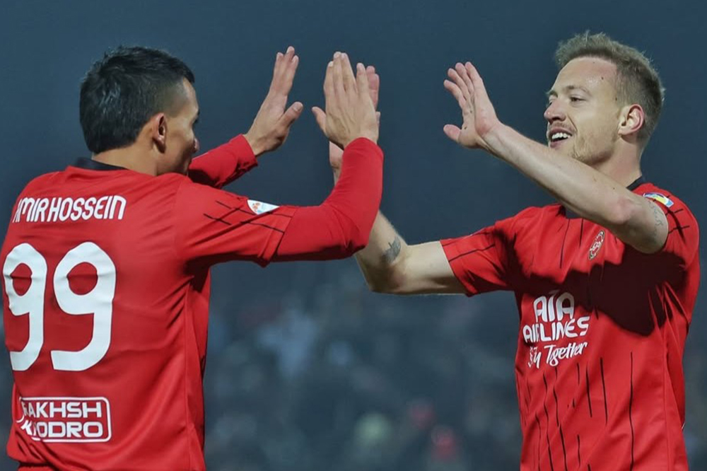 امید تراکتور به صدرنشینی با مهاجمان گلزنش