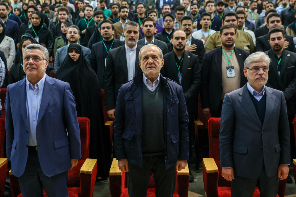 پزشکیان: درمورد مشکلات امروز همه مقصریم