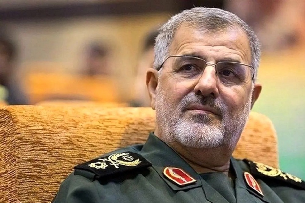 سردار پاکپور: رهبر انقلاب با  آرامش مثال‌زدنی جنگ را اداره کردند