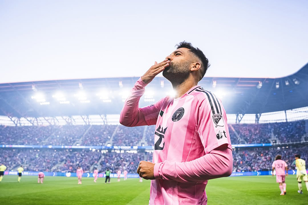 وداع چپ پرافتخار