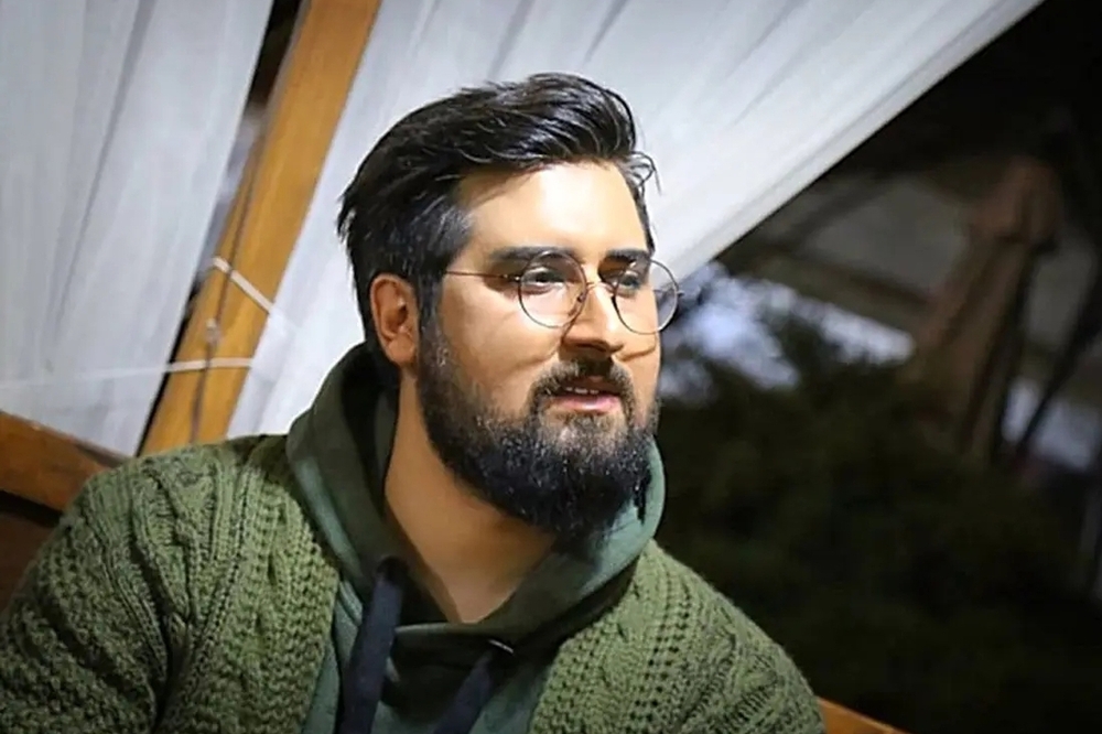 چرا حامد زمانی بدون نوبت آمد؟