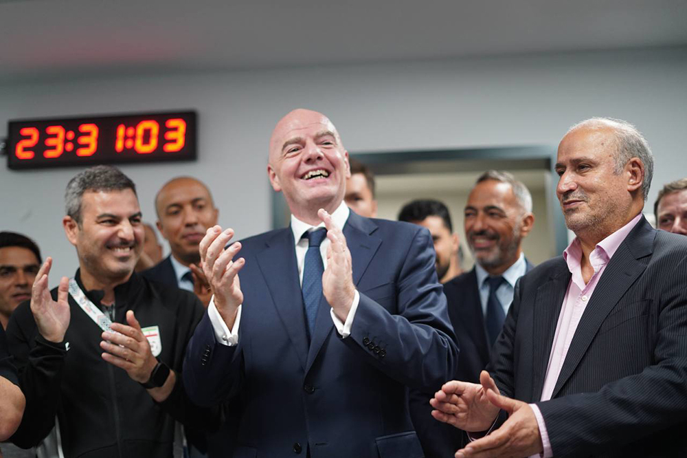 از کف و سوت برای اینفانتینو تا حرفهای نگرانکننده تاج!