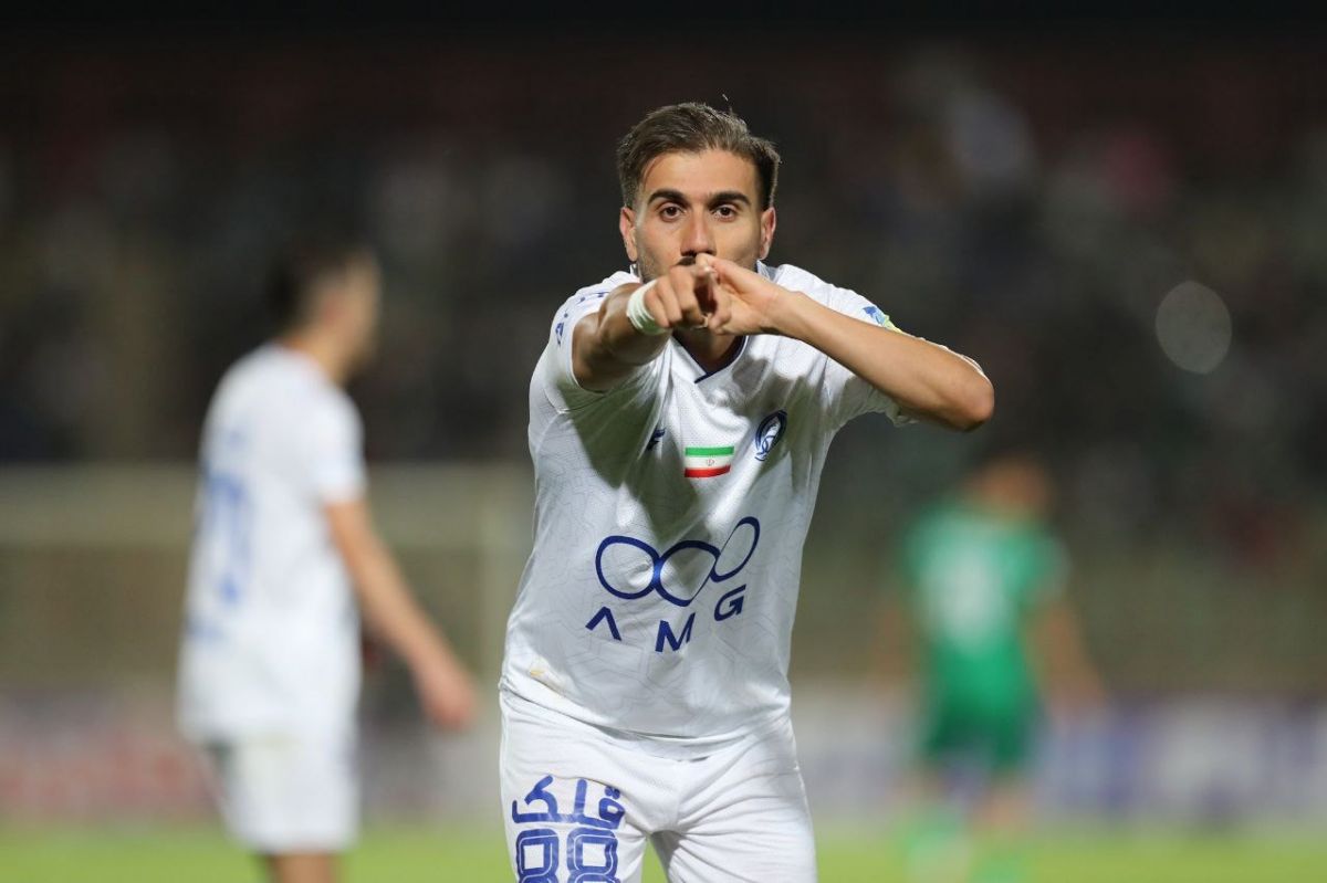 تلاش برای رساندن احمدی به دیدار با خیبر نتیجه نداد