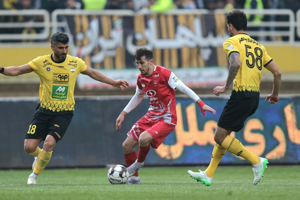 نه زکیپور نه دانشگر، فقط جمشیدیان راهی کلانتری شد