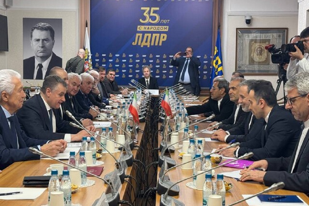 حضور عراقچی در مجلس دومای روسیه