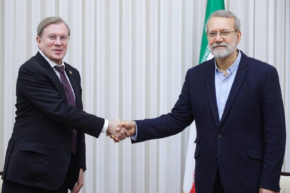 ایران دوباره چهارراه می‌شود