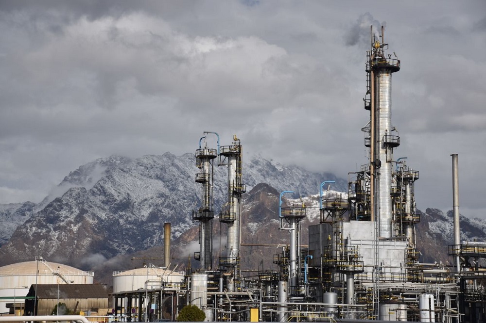 واگذاری پالایشگاه کرمانشاه و پتروشیمی بیستون قانونی اعلام شد