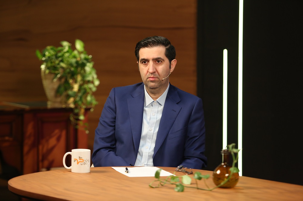 با هرگونه کودتا علیه دولت پزشکیان مخالفم