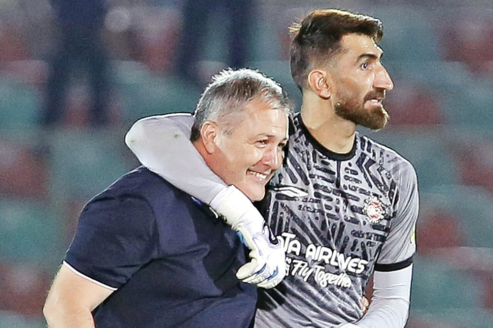 ناگهان بیرو