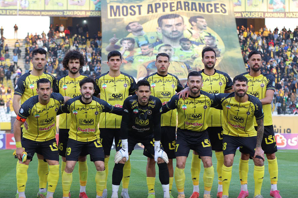 سپاهان محرم با ترکیب متفاوت برابر ملوان