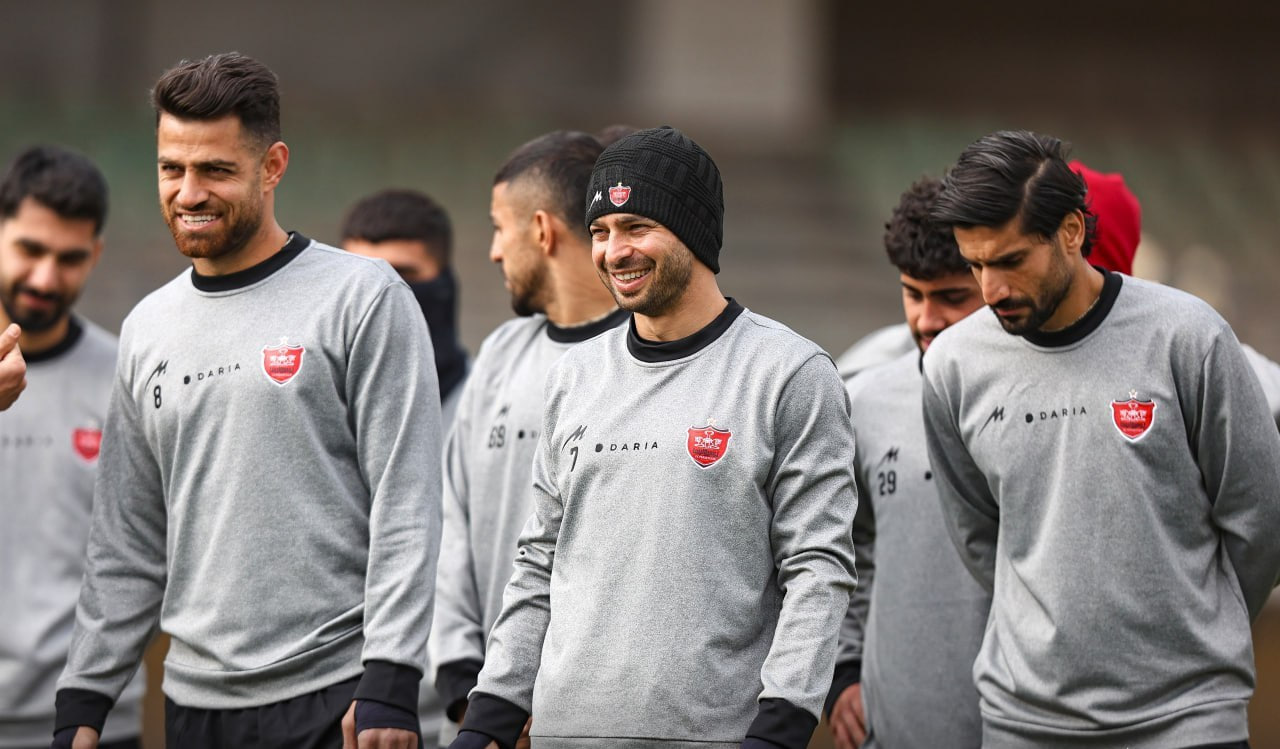 پرسپولیس فعلا قید خرید هافبک دفاعی را زد