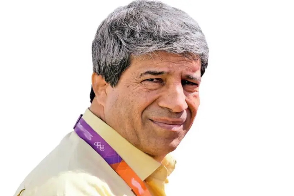 عامل: باشگاه دانشگاه آزاد مروج منش پهلوانی در ورزش کشور است