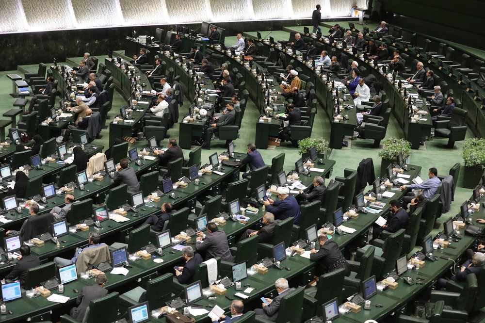 گرفتار فیک‌نیوز و خواب