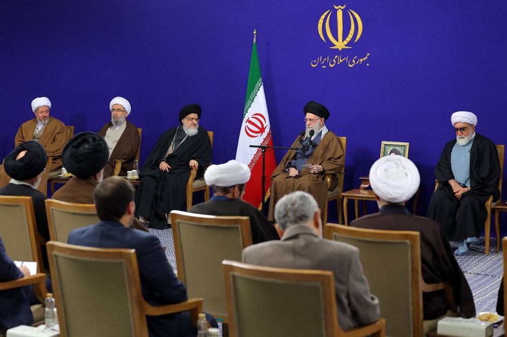 رهبر انقلاب: آیت‌الله میلانی از ارکان نهضت اسلامی است