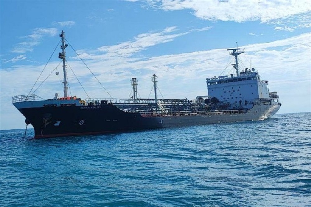 توقیف نفتکش قاچاق و ضبط ۷۰۰ میلیارد تومان به نفع دولت