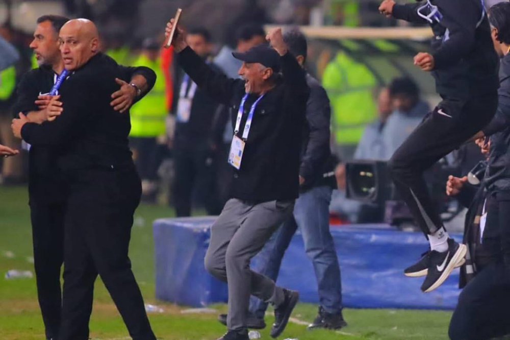 منصوریان همچنان در حال آتش بازی