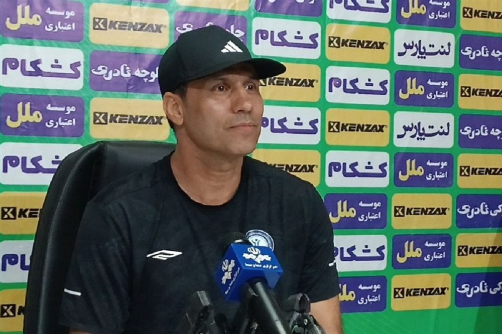 تارتار: بازیکنانم فقط به شکست پرسپولیس فکر میکنند