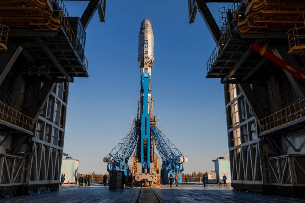 سه ماهواره ایرانی به فضا پرتاب شد