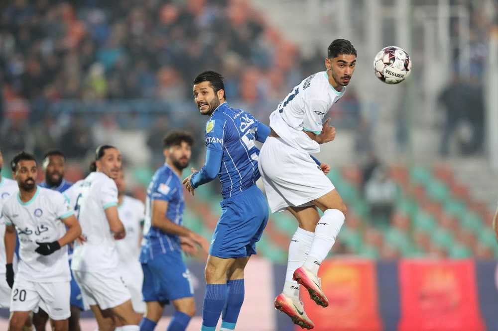 کیفیت پایین چمن شهرقدس و شعار علیه مهدی تارتار