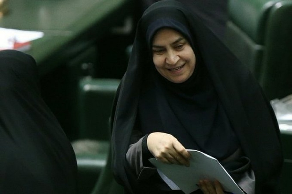 یک تا دو روز مرخصی ویژه در ماه برای زنان تعیین شود