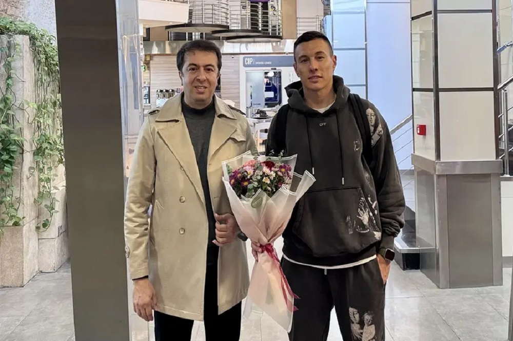 سرگیف در یک قدمی پیراهن پرسپولیس