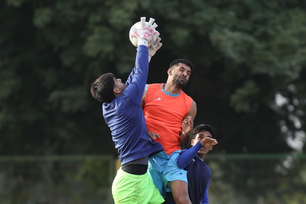 پنجره استقلال خوزستان آخر هفته باز میشود؟