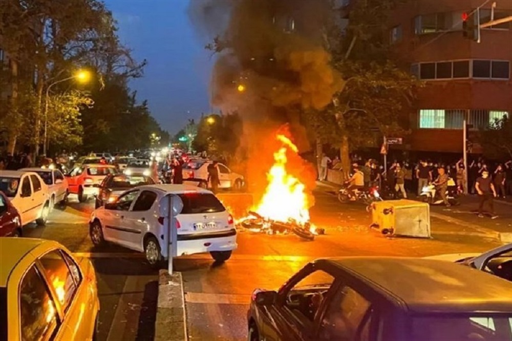 پروژه آشوب به مثابه عملیات زمینی