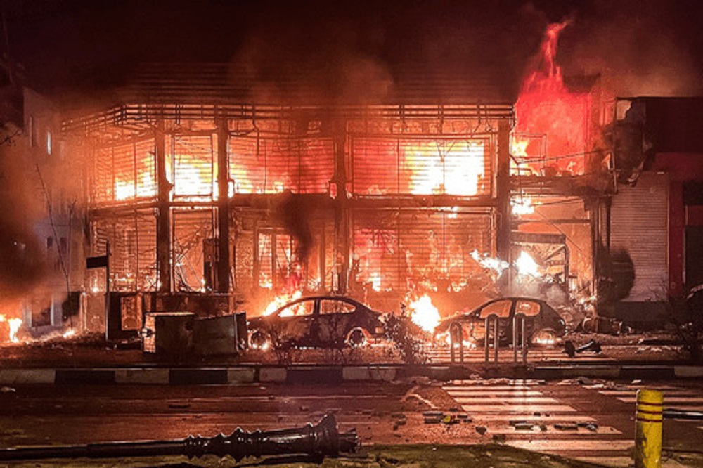 اغتشاشگران ۵۳ اتوبوس را از مردم تهران گرفتند